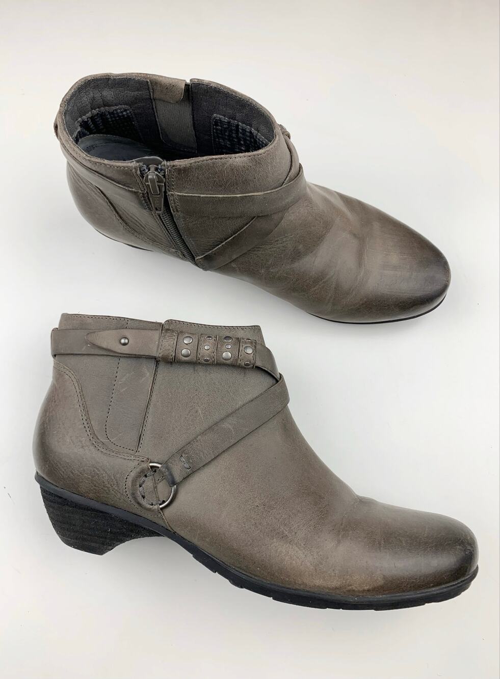 Abeo Nancy Ankle Boots Distressed Taupe Leather Women's 9 Narrow